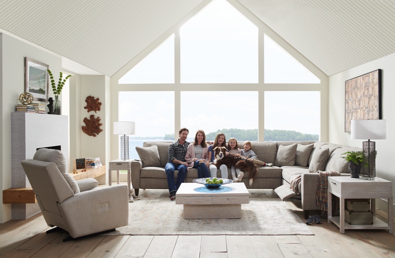 Reasons to Work with a La-Z-Boy Designer on Your Next Room