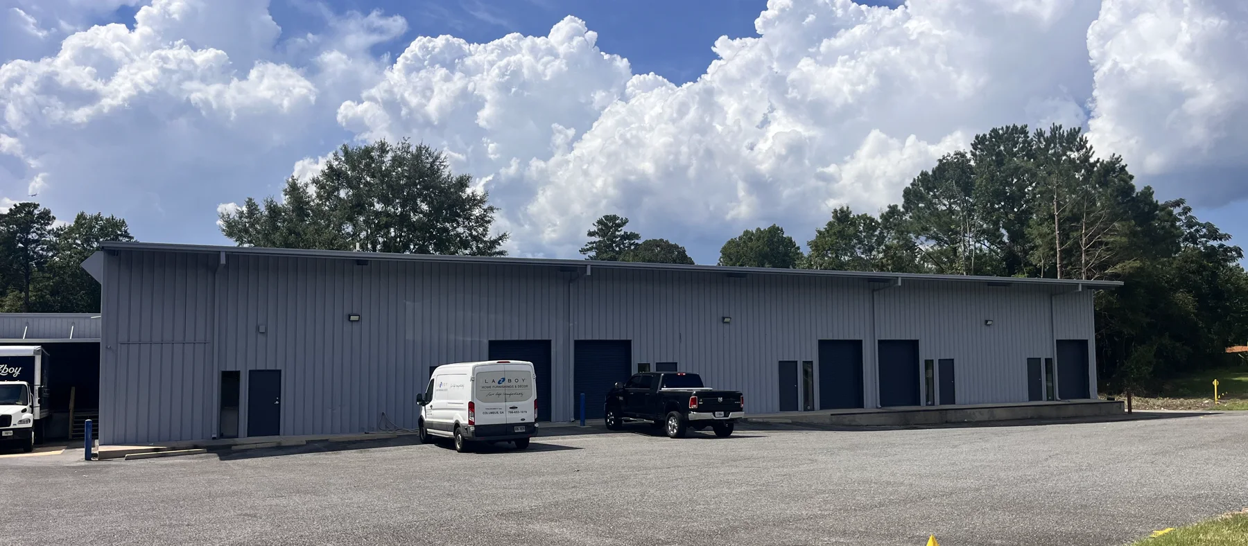 La-Z-Boy of Columbus local furniture warehouse and customer pickup location in Columbus, Georgia